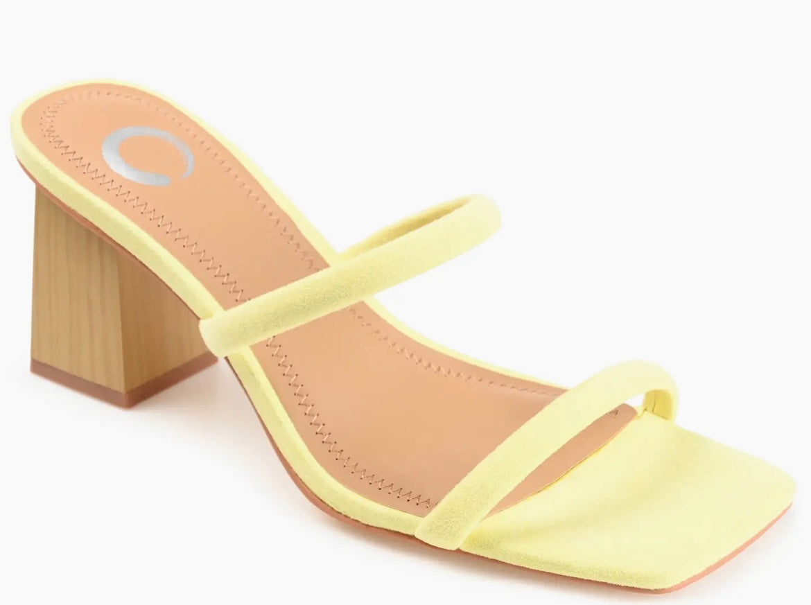 The “Henrietta” ladies heel