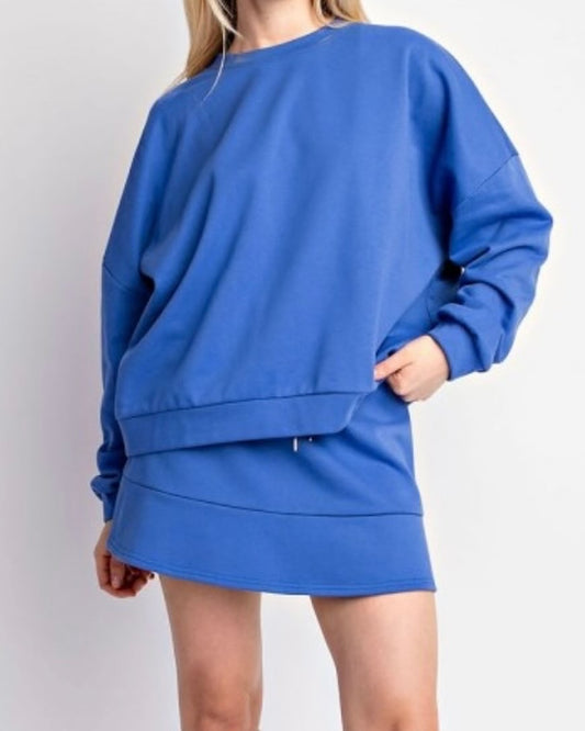 Oversized Crewneck Sweatshirt and skirt