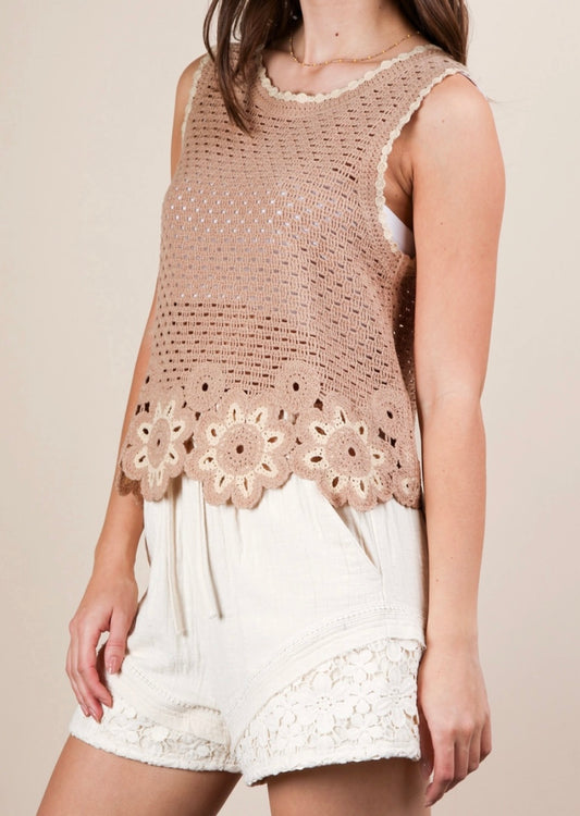 Floral Trim Tan & White Detail
Crochet Top